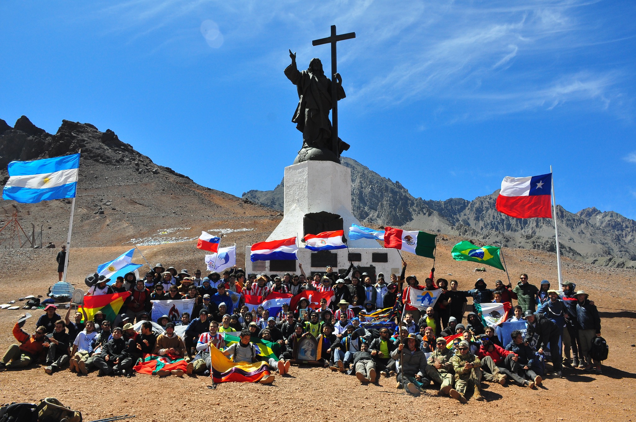 ES: ¡Conquistaron la montaña! Una vez más, la Juventud Masculina de Schoenstatt