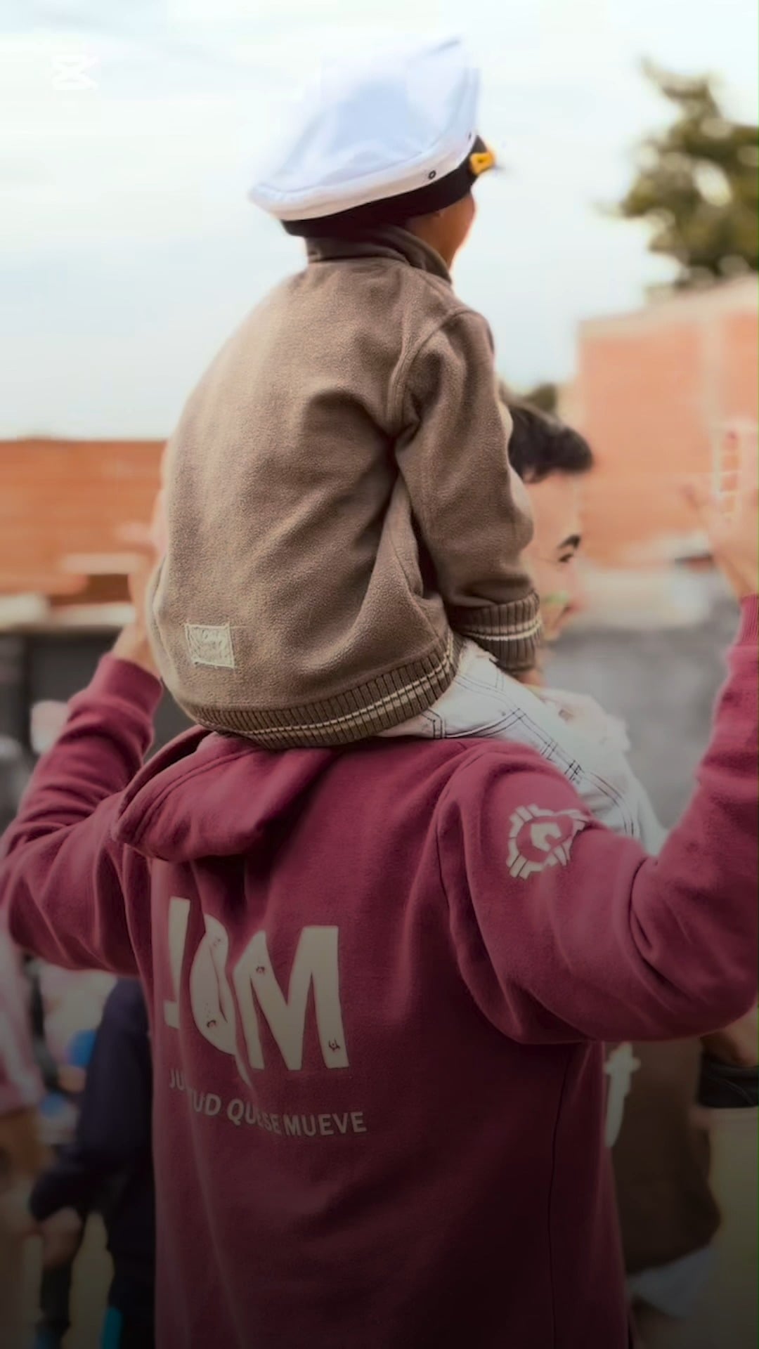 ES: Cada semana, la Juventud de Schoenstatt de Córdoba lleva alegría al barrio D